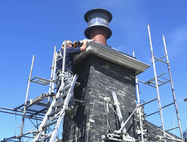 Sturdy chimney crown finished by Fountainebleau Chimney Sweep in Fountainebleau, FL